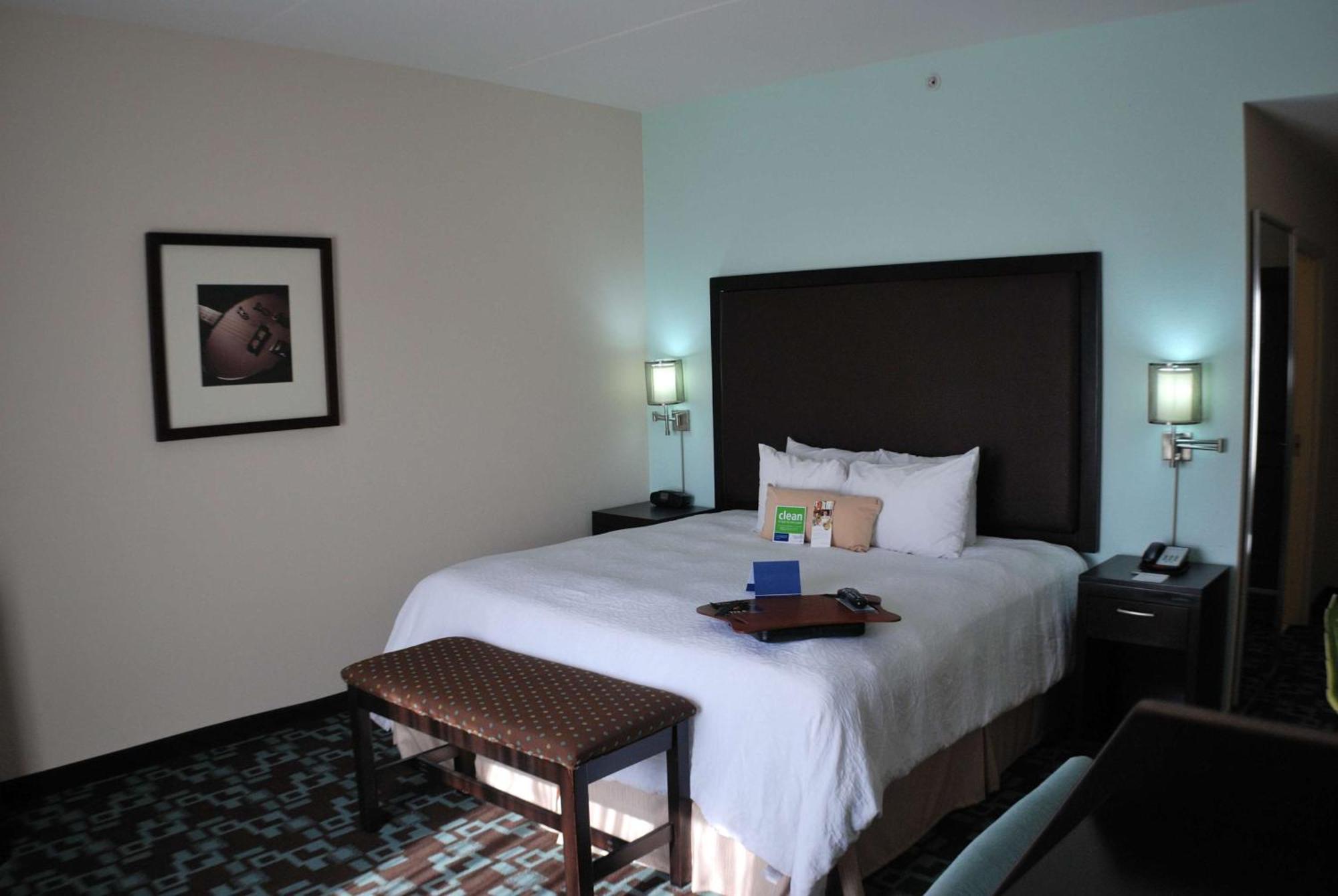 Hampton Inn&Suites Nashville at Opryland Eksteriør billede